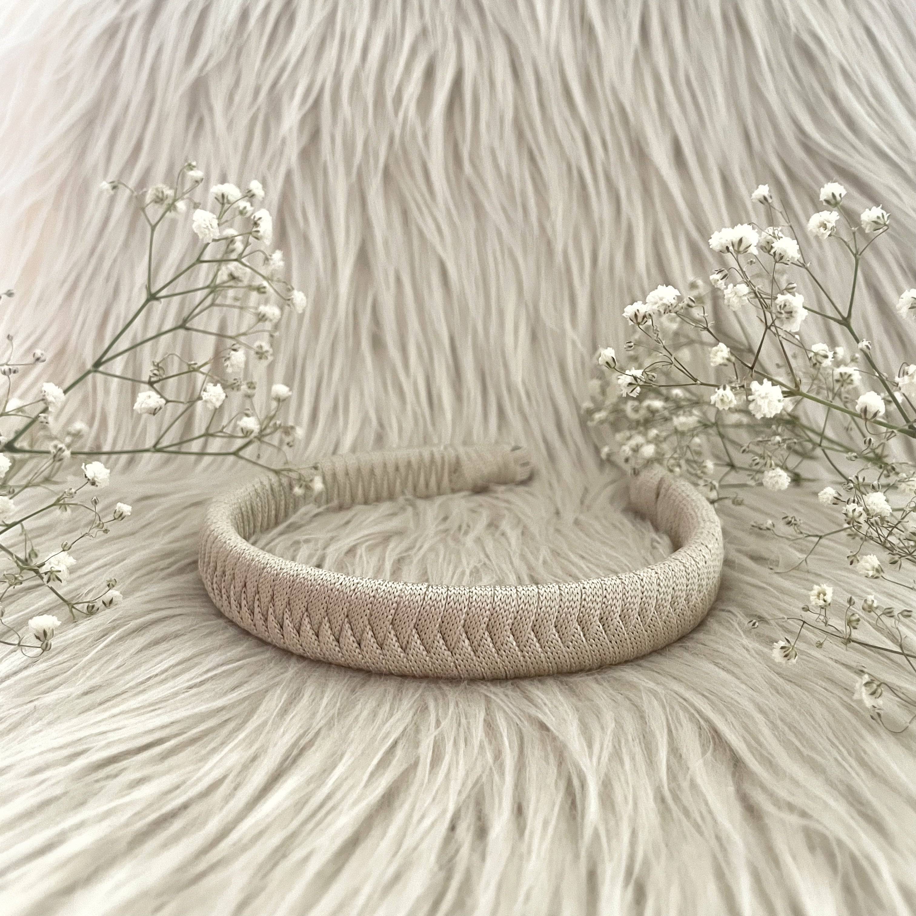 Kapea beige hiuspanta