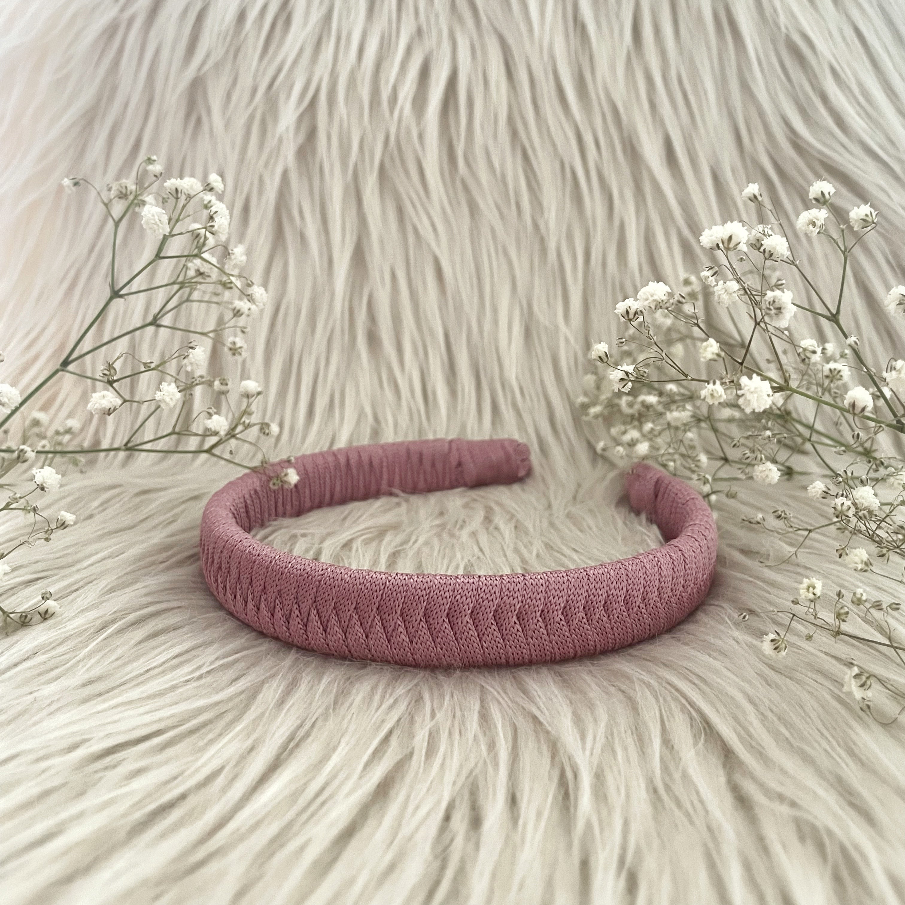 Kapea purppurainen hiuspanta