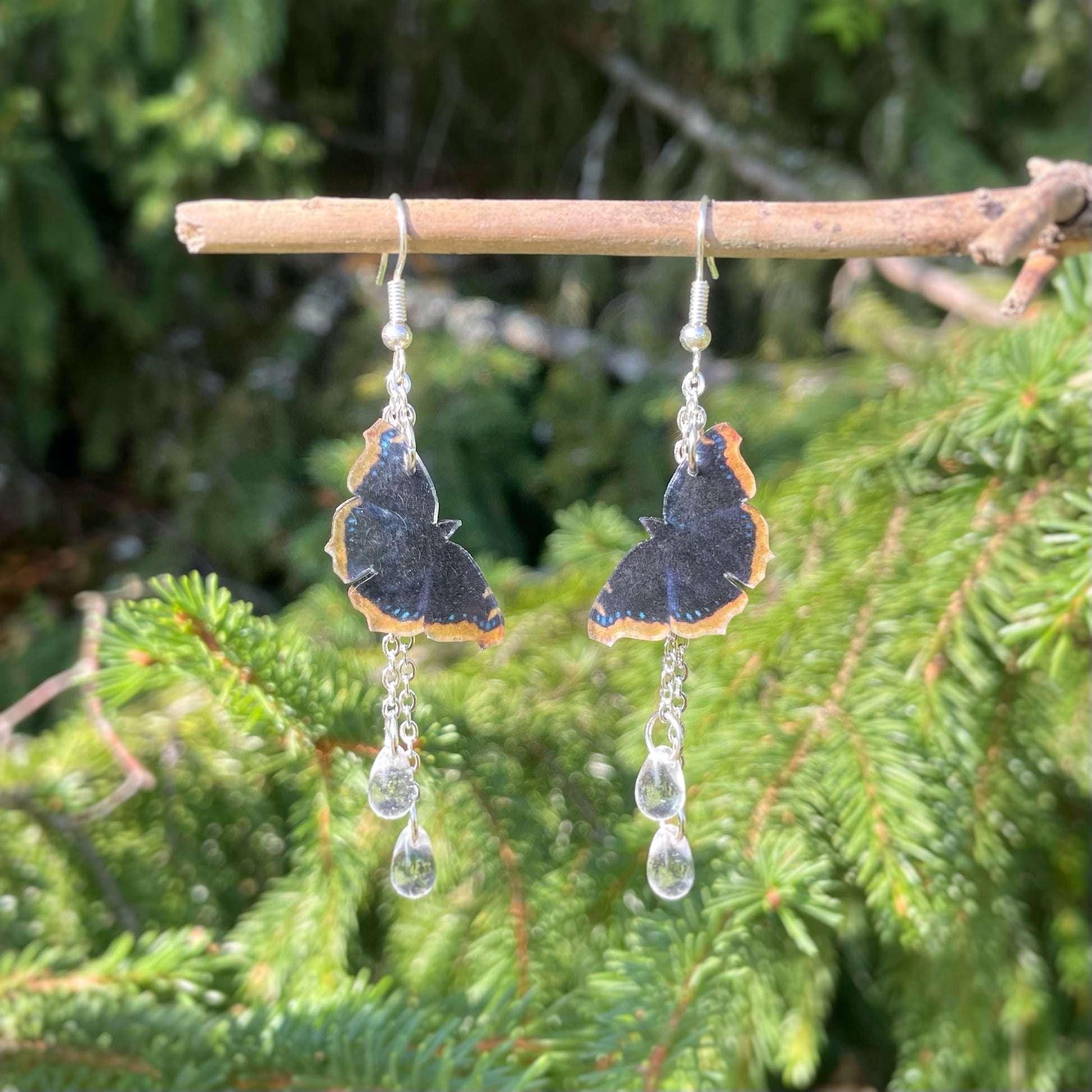 Suruvaipat helmillä