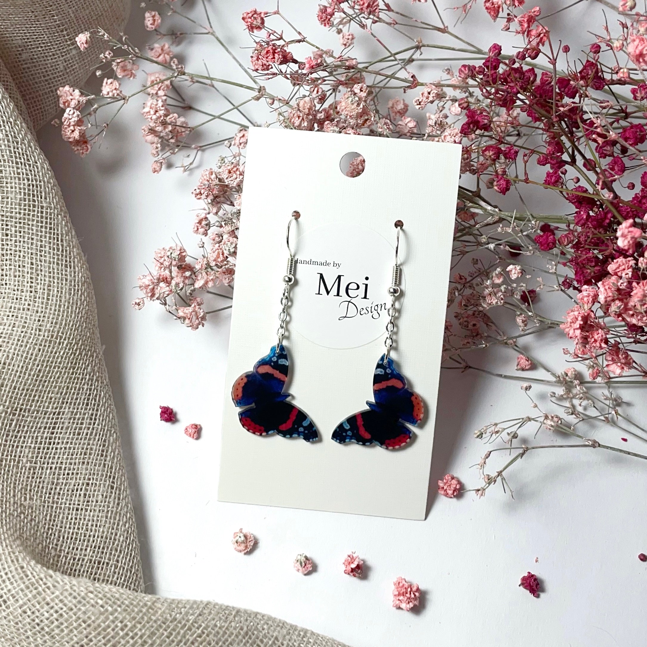 Amiraaliperhonen-korvakorut