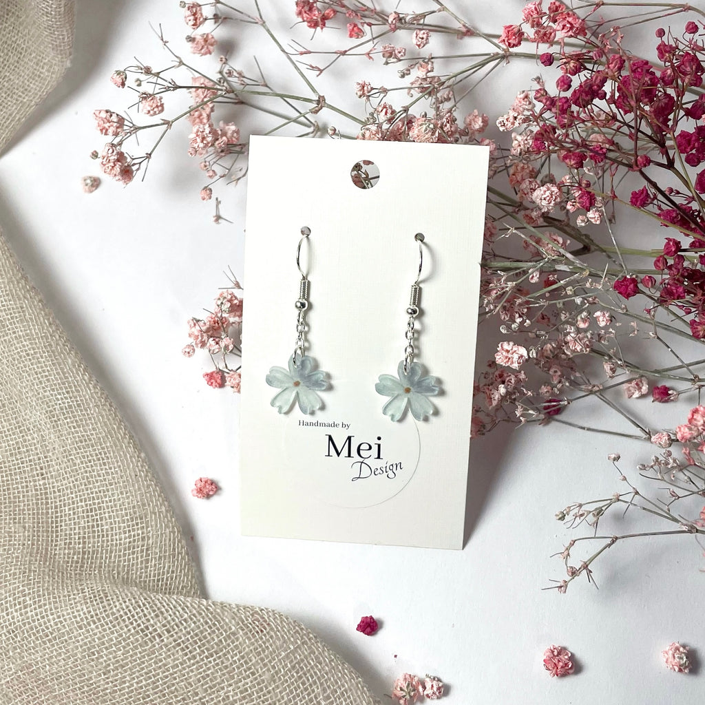 Vaaleat sammalleimu-korvakorut