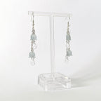 Kielo-korvakorut helmillä