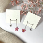 Lemmikki-korvakorut kahdelle reiälle