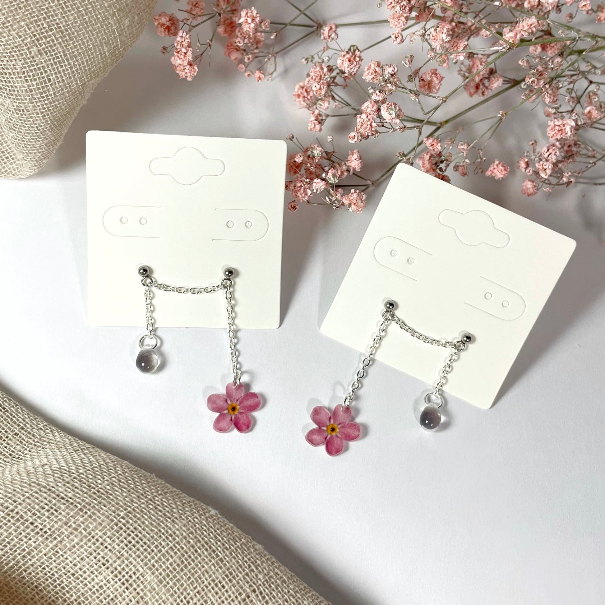 Lemmikki-korvakorut kahdelle reiälle